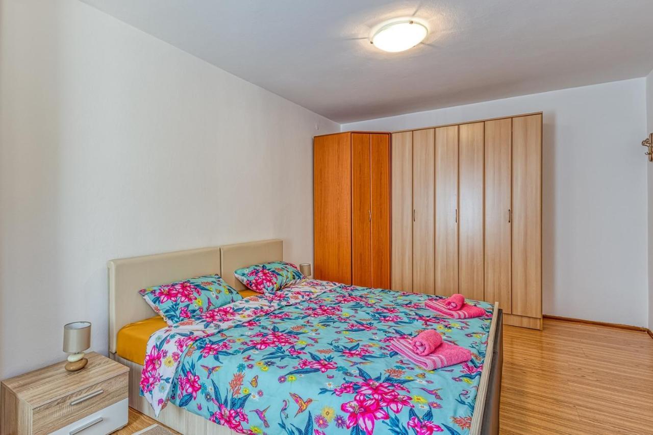Apartment Gaby With Balcony بوريتش المظهر الخارجي الصورة