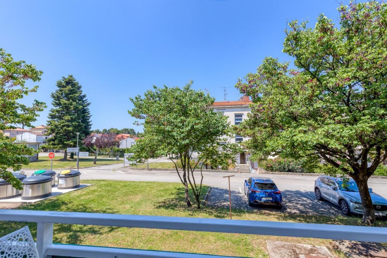 Apartment Gaby With Balcony بوريتش المظهر الخارجي الصورة