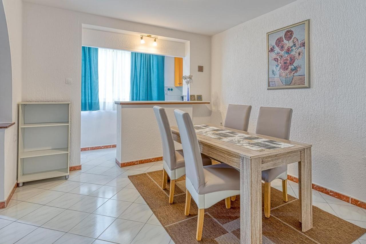 Apartment Gaby With Balcony بوريتش المظهر الخارجي الصورة
